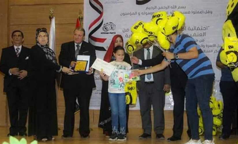تكريم أسر وأبناء الشهداء في يوم حماية الطفل من الفكر المتطرف