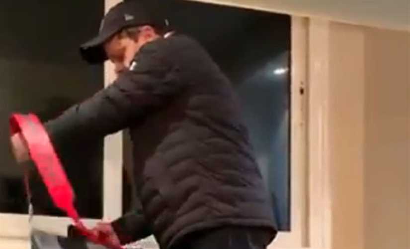 شاهد مقلب رامز جلال في هنيدي: الحمد لله أني خلفت بدري