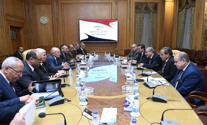 وزيرا الإنتاج الحربي والتموين يبحثان موضوعات التعاون المشترك