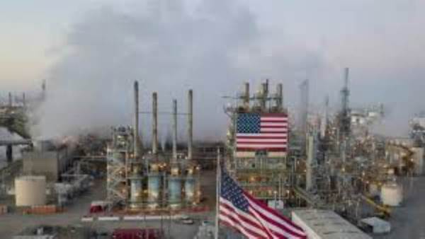 ارتفاع حاد في أسعار الغاز يفاقم أزمة قدرة الأمريكيين على تحمل التكاليف