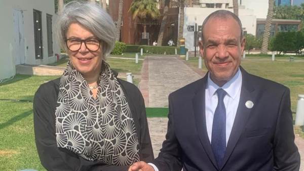 وزير الخارجية يلتقي مبعوثة الاتحاد الأوروبي للقرن الأفريقي