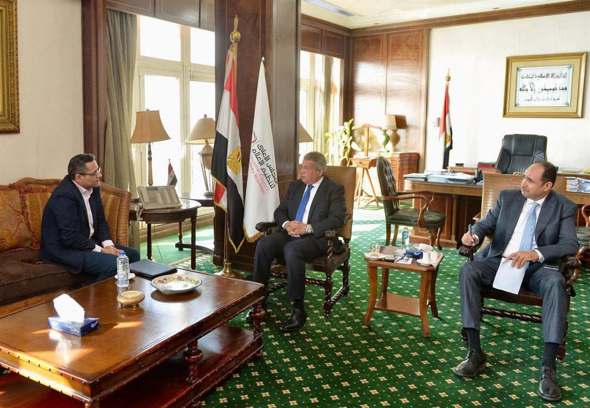 خالد عبد العزيز رئيس المجلس الأعلي للأعلام وخالد البلشي نقيب الصحفيين