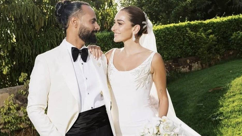 أمينة خليل وزوجها أحمد زعتر