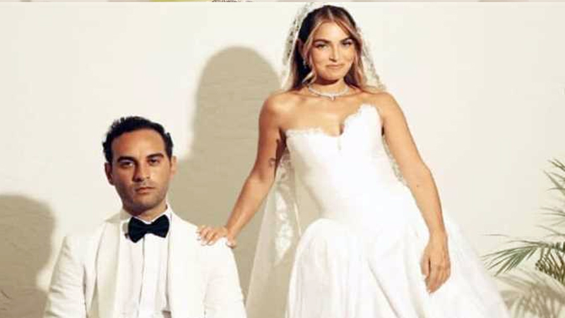 <strong>هاجر السراج وعريسها</strong>