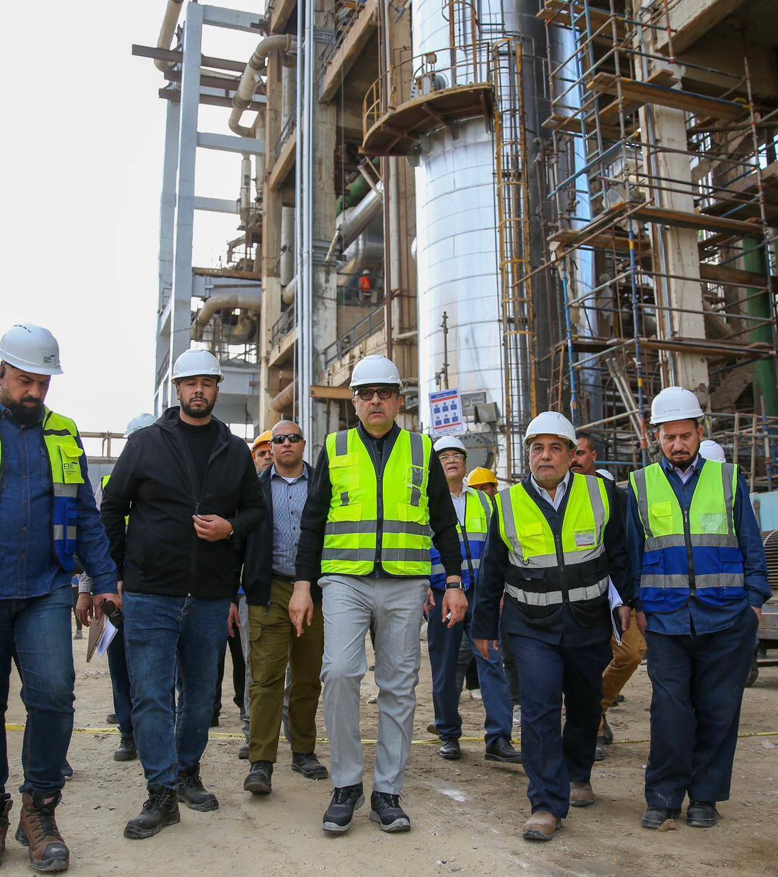 وزير قطاع الأعمال يتابع ميدانيًا مشروع إحياء الدلتا للأسمدة