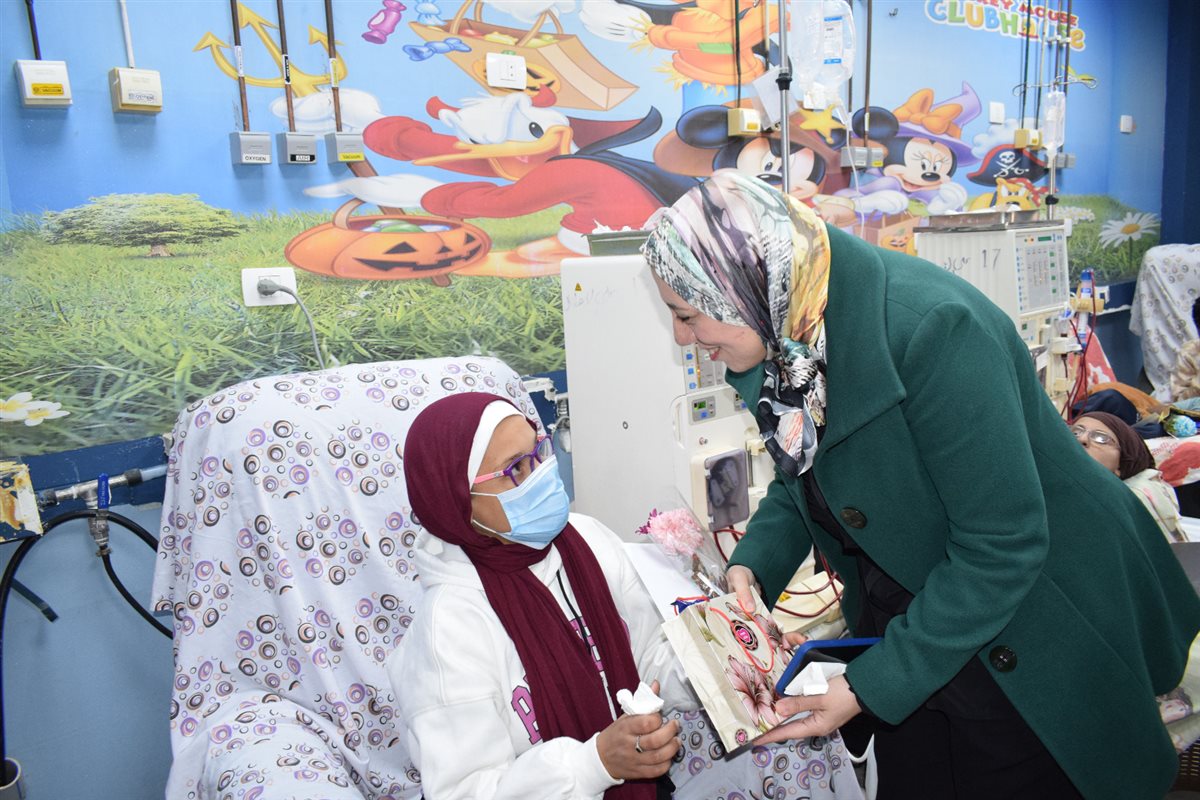 توزيع الهدايا