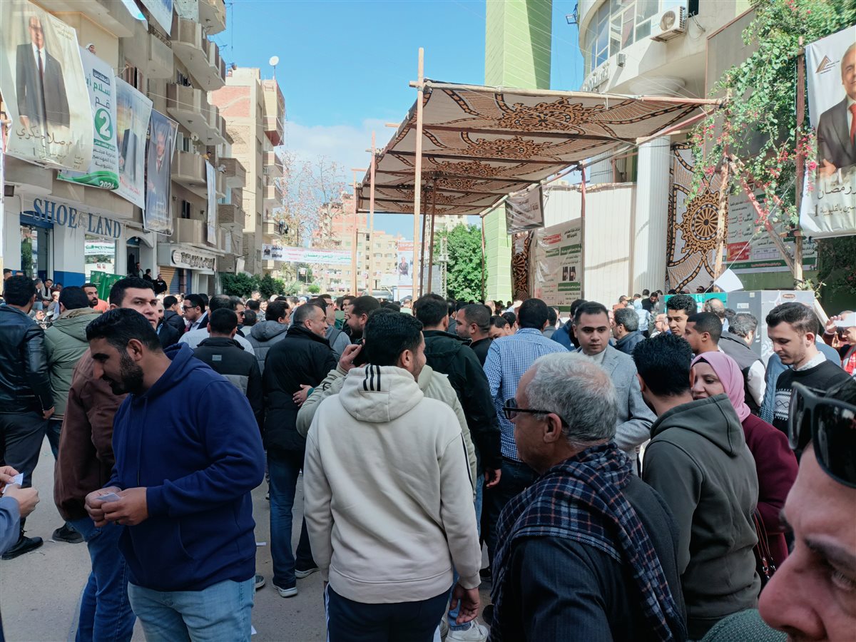 اقبال على النقابة