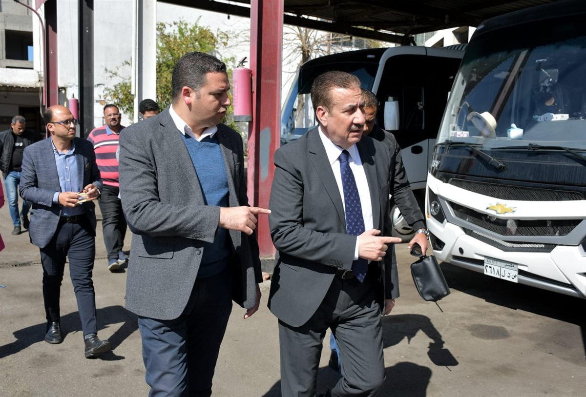 جولة مفاجئة لمحافظ بورسعيد بحي الضواحي&nbsp;