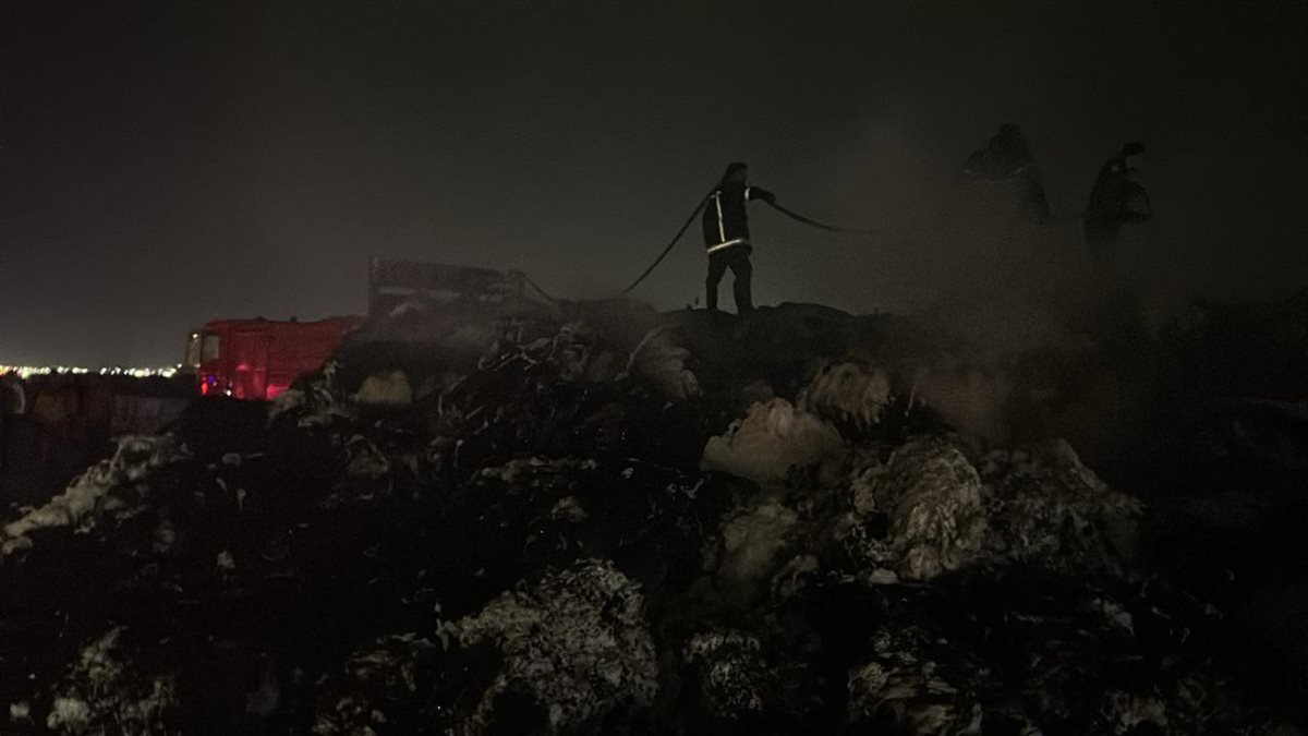 حريق سيارة نقل ببورسعيد&nbsp;