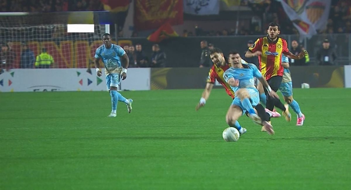 إصابة زيزو أمام الترجي - الأهلي&nbsp;