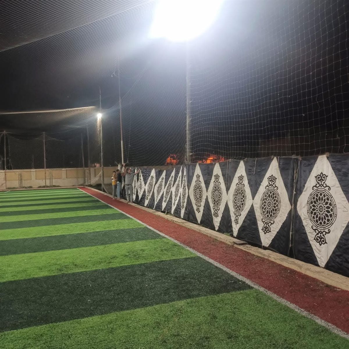 تجهيز الملاعب للصلاة