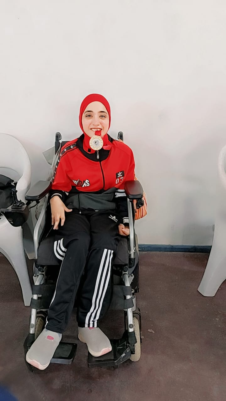 رحمة مصطفي بطلة البوتشيا البارالمبية