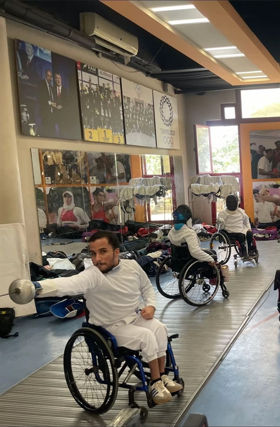 عبد الله محمد السيد بطل سلاح سيف المبارزة البارالمبي
