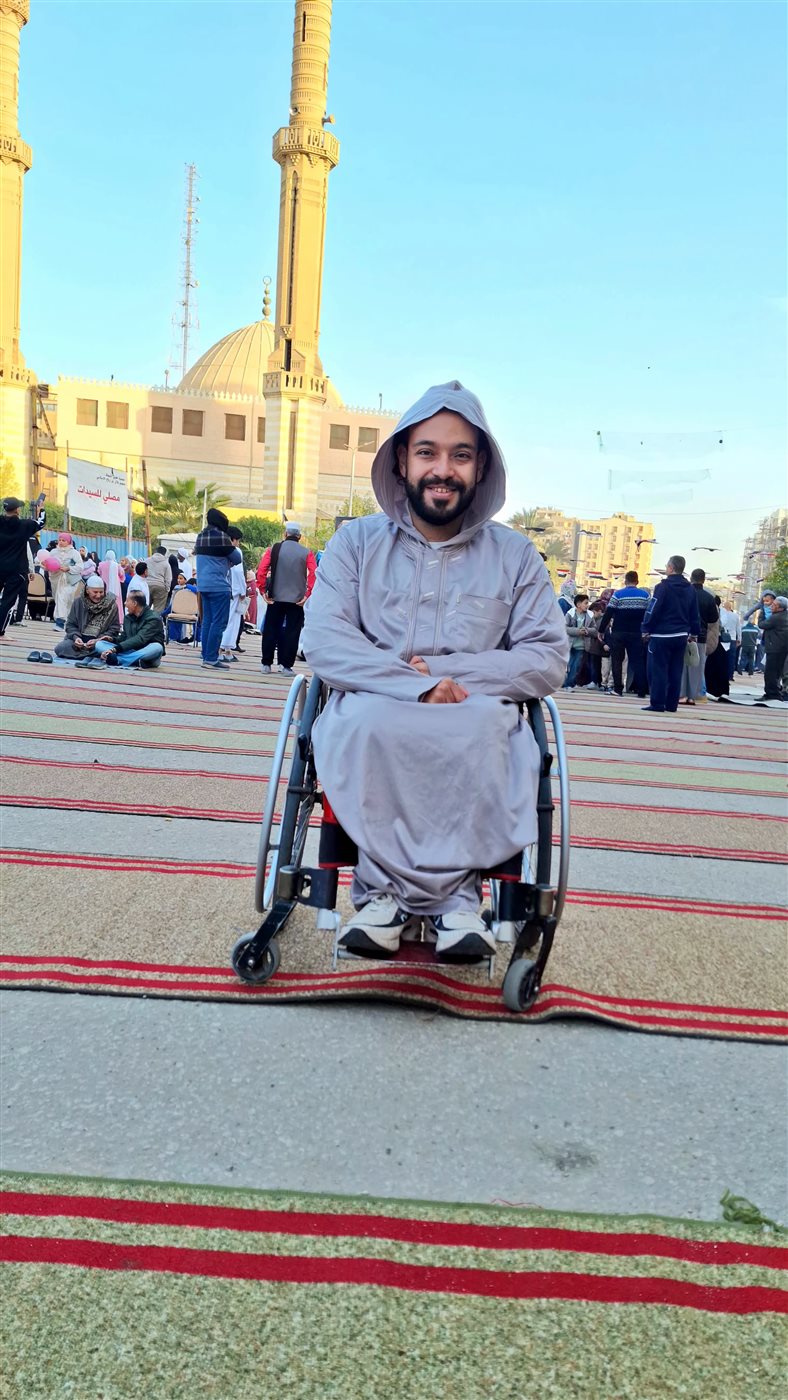 علي محمود بطل سلاح السيف للكراسي المتحركة البارالمبي