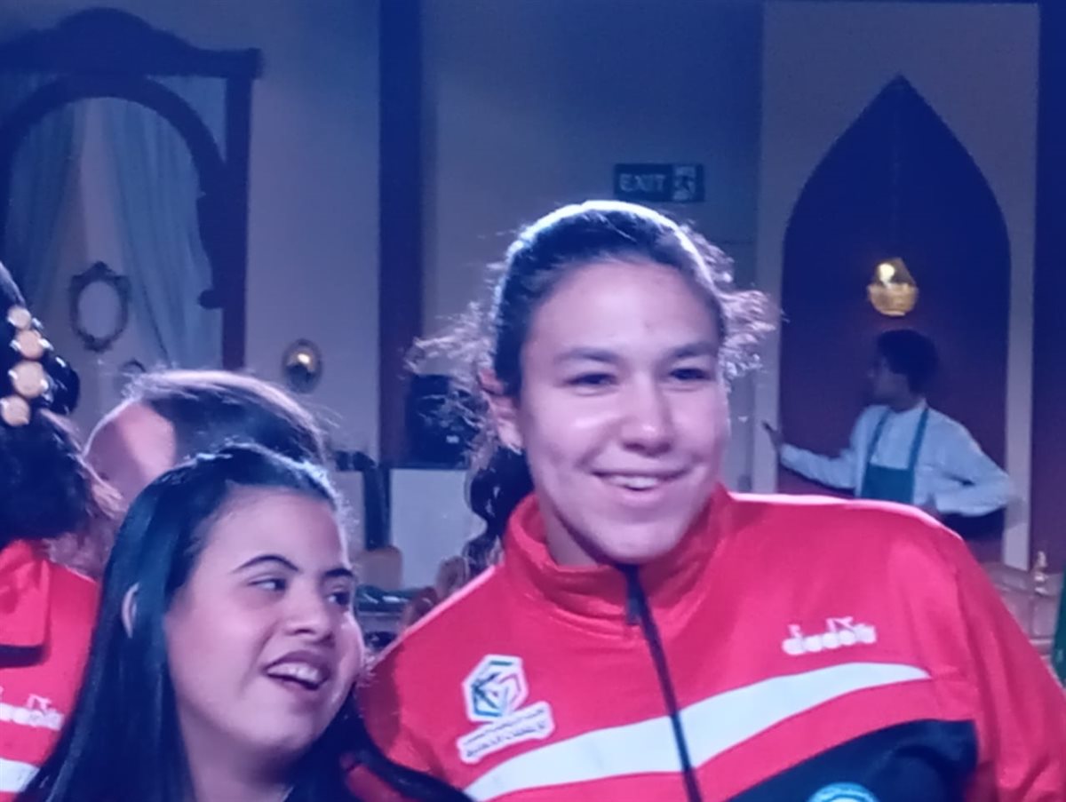 فاطمة احمد الصاوي بطلة السباحة البارالمبية