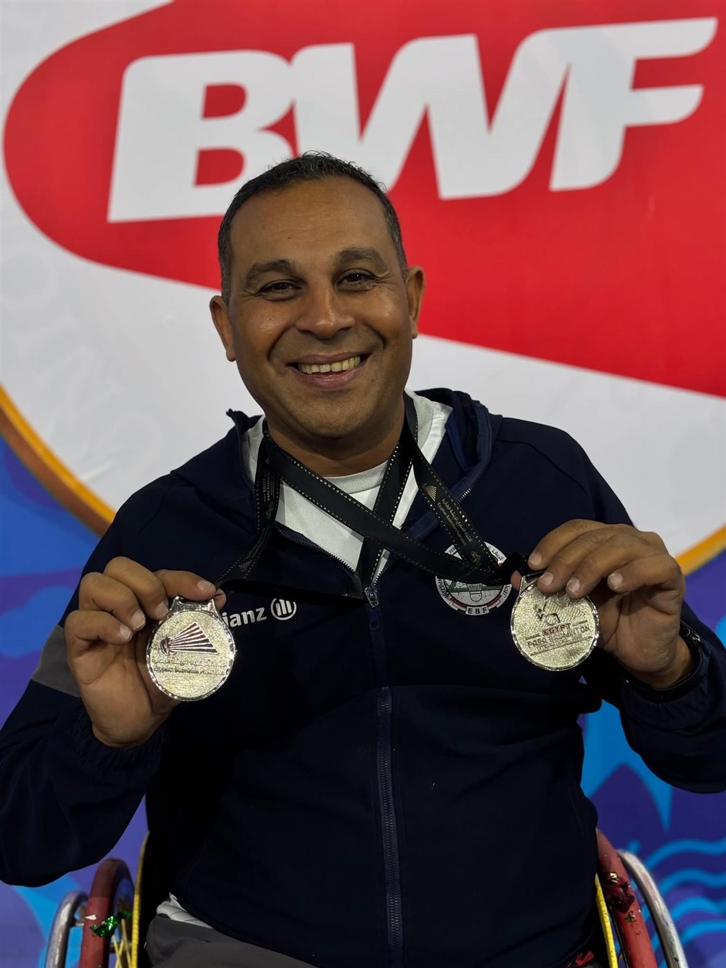 طارق عباس بطل الريشة الطائرة البارالمبي