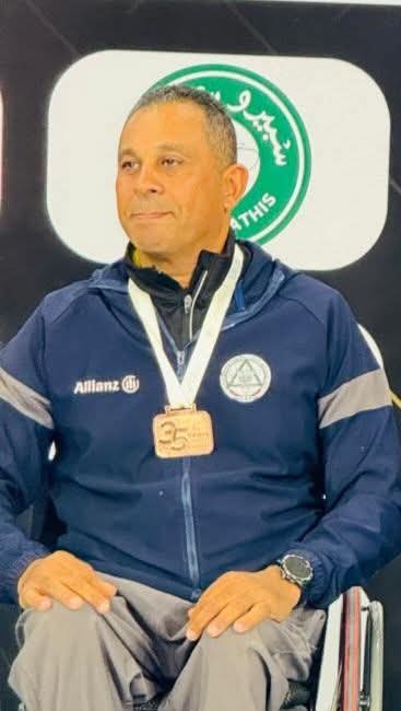 طارق عباس بطل الريشة الطائرة البارالمبي