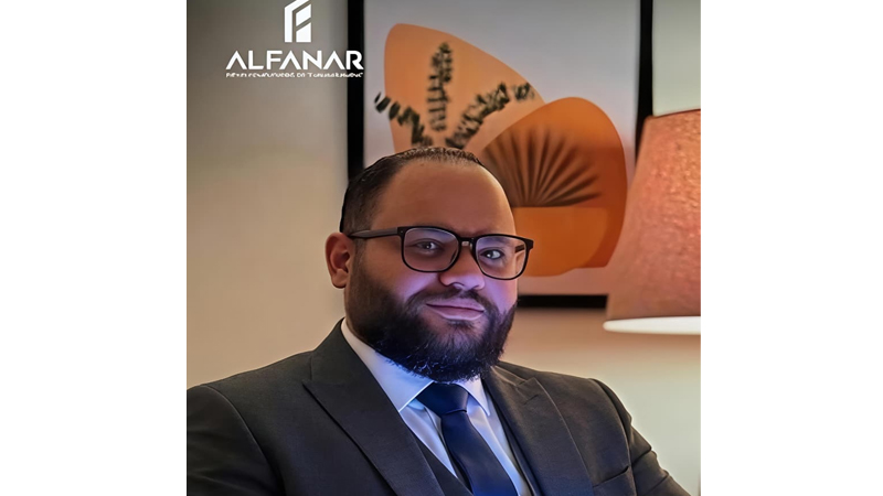 م/ أحمد الرفاعي&nbsp;<br>مدير إدارة المبيعات بفرع التجمع الخامس