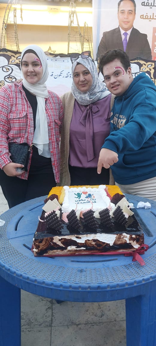 محسن شريف جلال عبد الفتاح بطل السباحة و التايكوندو و رفع الأثقال البارالمبي&nbsp;