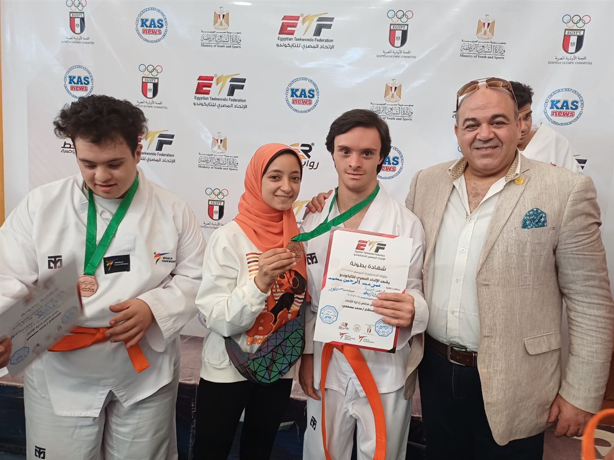 محسن شريف جلال عبد الفتاح بطل السباحة و التايكوندو و رفع الأثقال البارالمبي&nbsp;