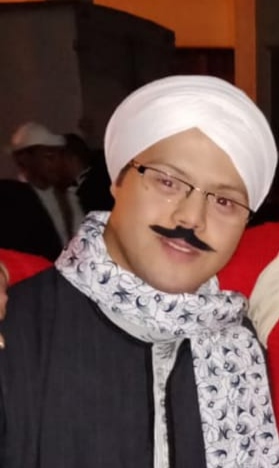 مصطفى صبحي عرفة محمد بطل السباحة لذوي الاحتياجات الخاصة