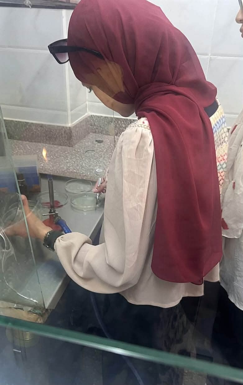 طالبة