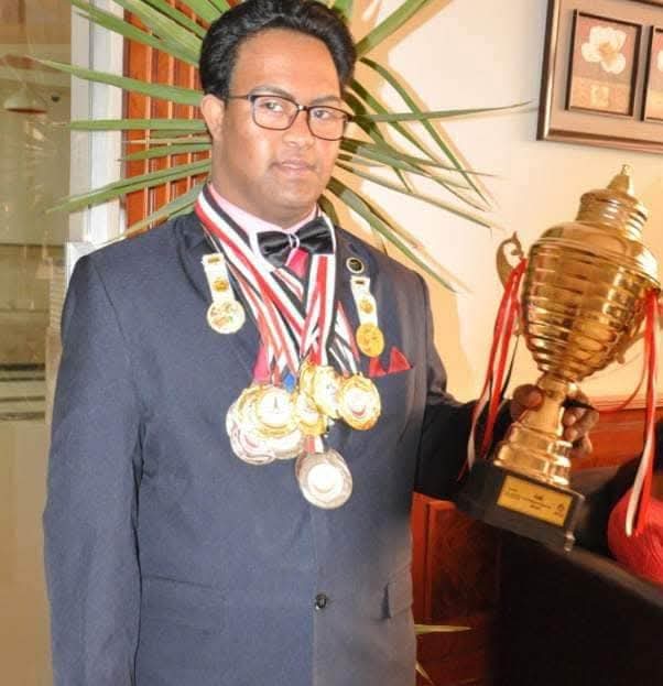 محمد مصطفى حسن أحمد بطل السباحة لذوي الاحتياجات الخاصة