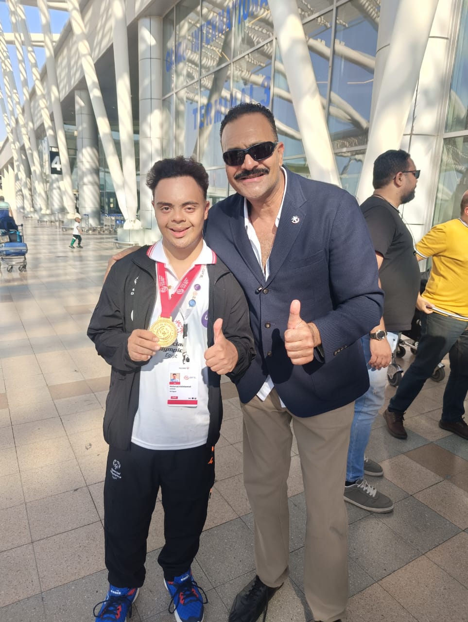 مهند محمد معوض بطل السباحة لذوي الاحتياجات الخاصة