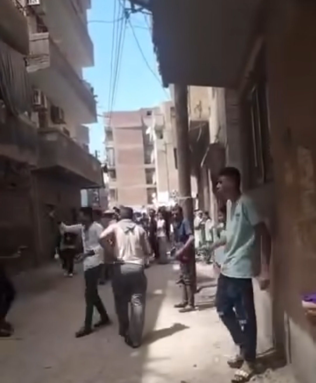 تجمع الأهالى