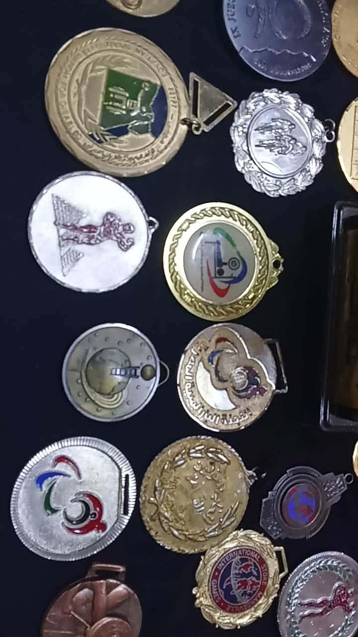 طارق منير حسين بطل رفع الأثقال البارالمبي