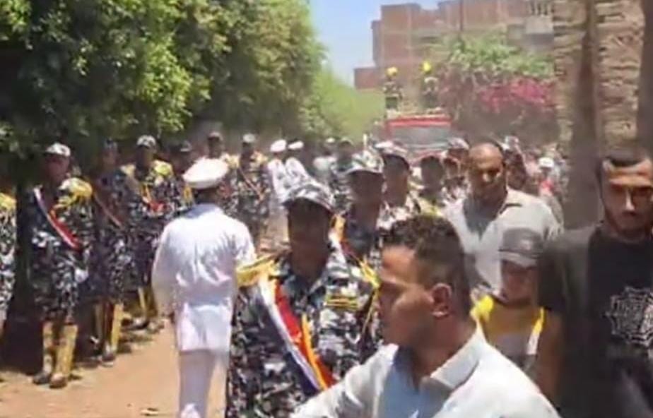جنازة عسكرية للشهيد