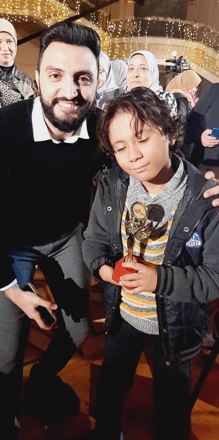 يوسف عمرو محمد عبد المجيد بطل السباحة لذوي الأحتياجات الخاصة