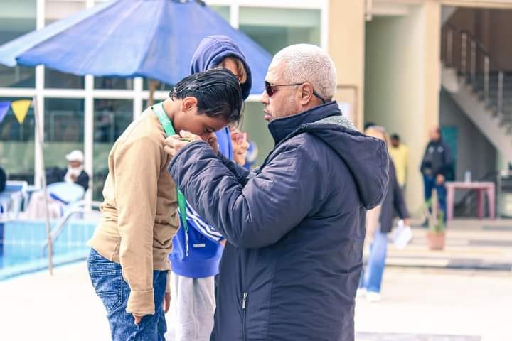 يوسف عمرو محمد عبد المجيد بطل السباحة لذوي الأحتياجات الخاصة