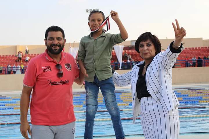 يوسف عمرو محمد عبد المجيد بطل السباحة لذوي الأحتياجات الخاصة
