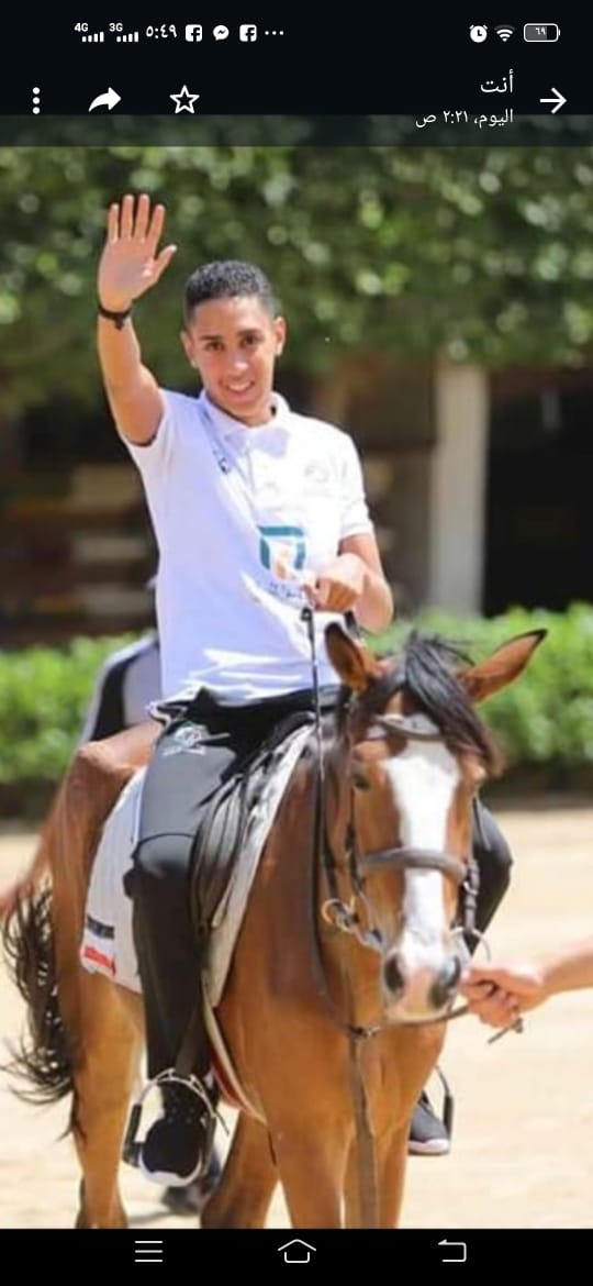 عمر ياسر السيد أحمد بطل السباحة لذوي الهمم