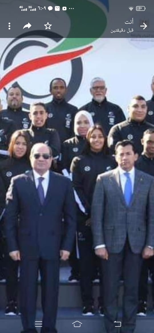 عمر ياسر السيد أحمد بطل السباحة لذوي الهمم