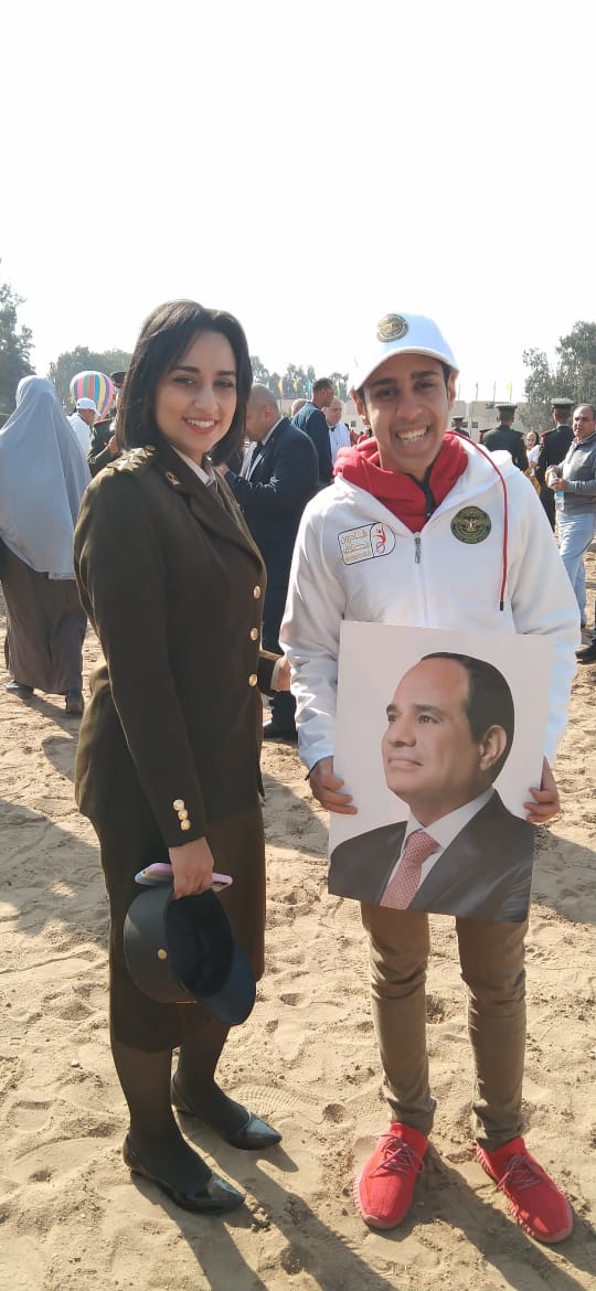 عمر ياسر السيد أحمد بطل السباحة لذوي الهمم
