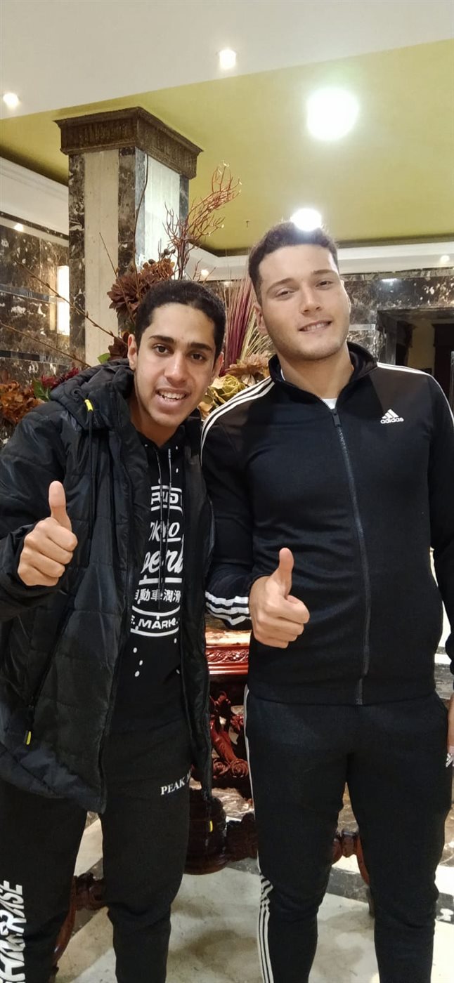عمر ياسر السيد أحمد بطل السباحة لذوي الهمم