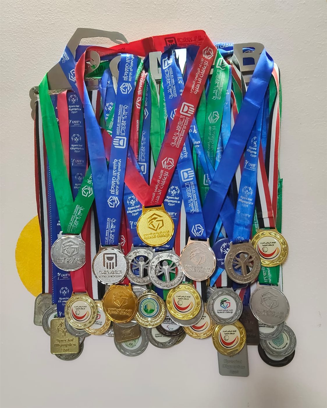 عمر جمال طه بطل السباحة لذوي الاحتياجات الخاصة