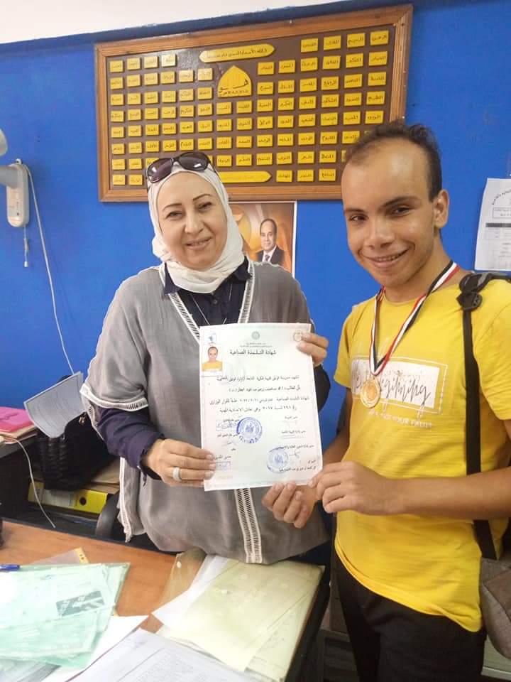محمد عبد اللطيف إبراهيم بطل تنس الطاولة وكرة القدم وكرة اليد والعاب القوي لذوي الاحتياجات الخاصة&nbsp;