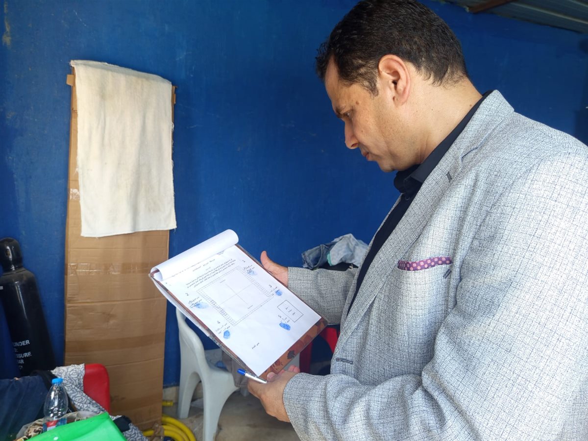 متابعة السجلات