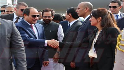 السيسي يلتقى أعضاء منتدى رجال الأعمال 