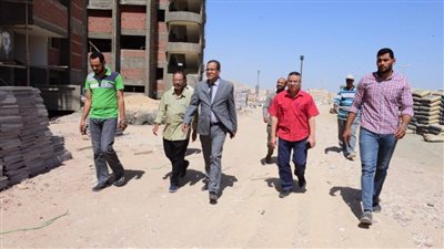 رئيس جامعة سوهاج يوجه بسرعة الانتهاء من تنفيذ مبنى المركزية وطب الأسنان