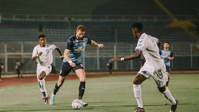 الكونفدرالية الإفريقية: بيراميدز يتقدم على هلال الساحل في الشوط الأول 