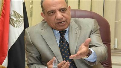 وزير قطاع الأعمال يبحث مع 