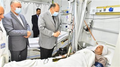 محافظ أسيوط يتفقد سير العمل بمستشفى المبرة للتأمين الصحي ويشيد بجودة الخدمات المقدمة للمرضى