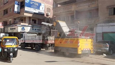 رؤساء مدن كفر الشيخ يتابعون أعمال رفع القمامة من الشوارع 