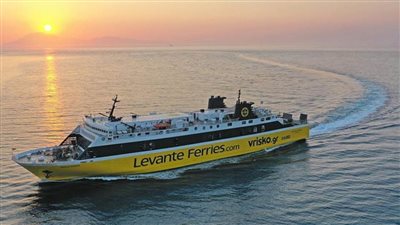 انطلاق أول سفينة ركاب من تركيا إلى اليونان غدا بعد توقف دام عامين