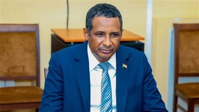 حميدتي يوضح حقيقة وجود خلافات بينه وبين البرهان 