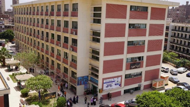 جانب من الكليه